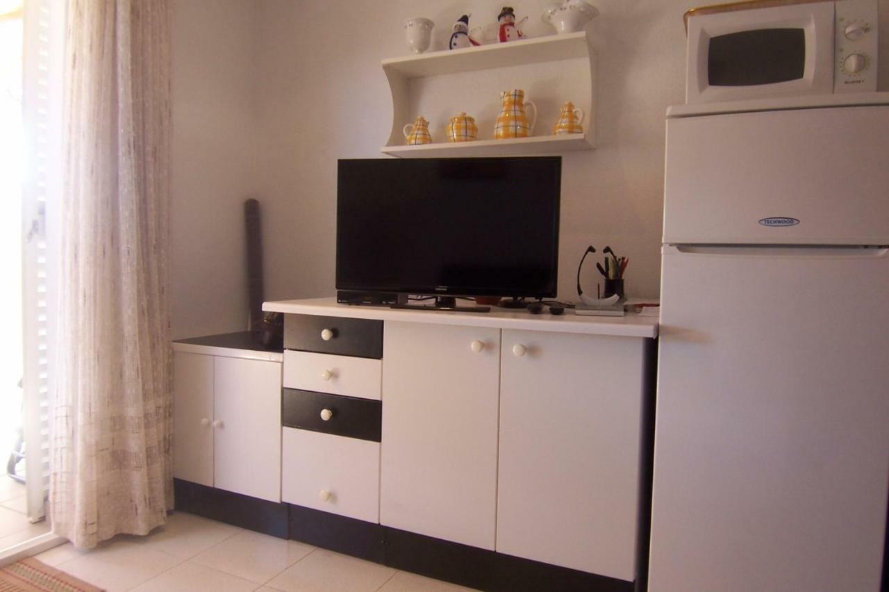 Appartement Pinogrande Рохалес Екстер'єр фото